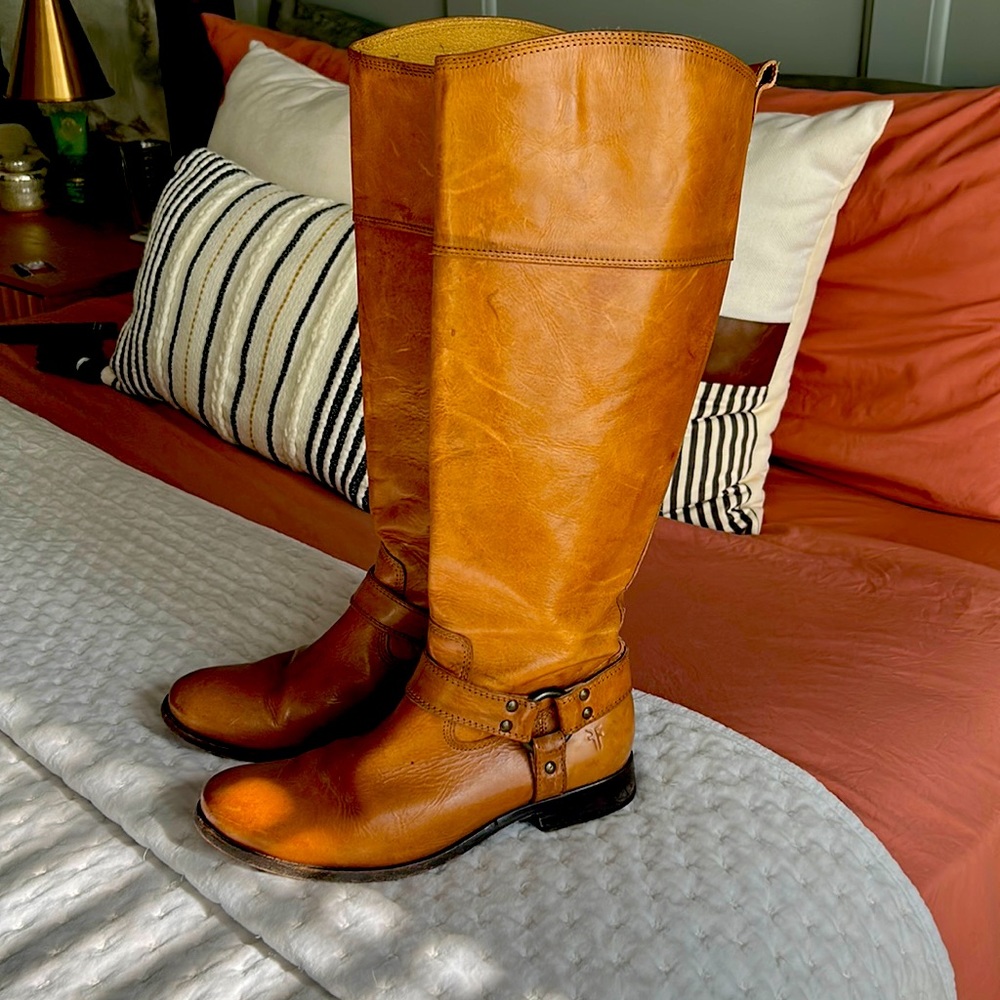 Frye Leather Harness boot size 8